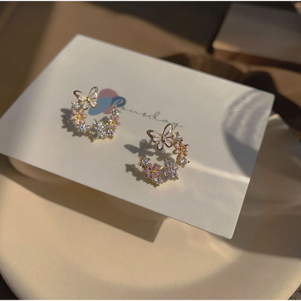 Butterfly flower dainty earrings